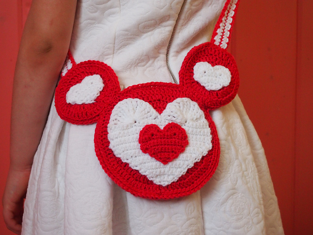 Heart Minnie Purse