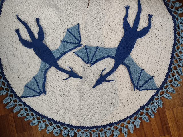 Flying Dragon Tree Skirt