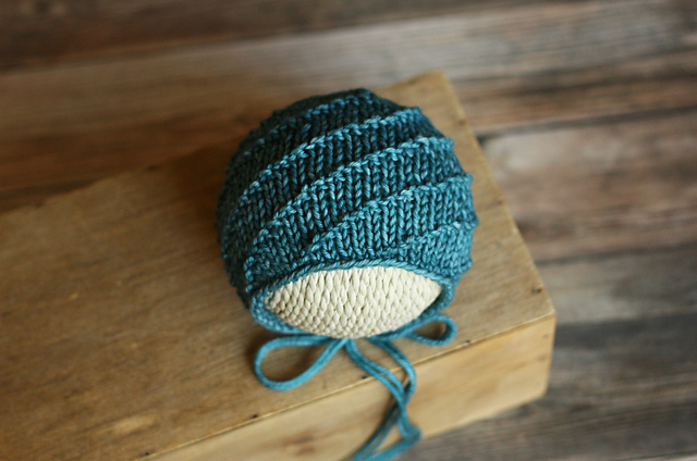 Diagonal Bonnet