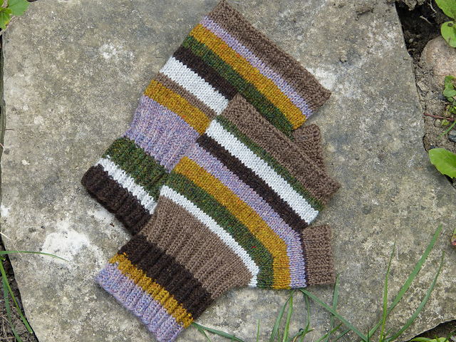 Plain Brown Mitts