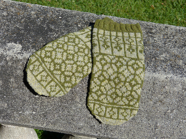 Abney Park Mittens