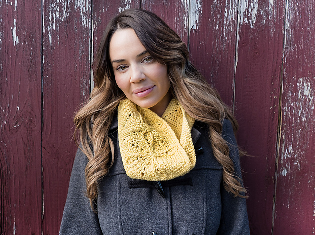 Sunshine Cowl