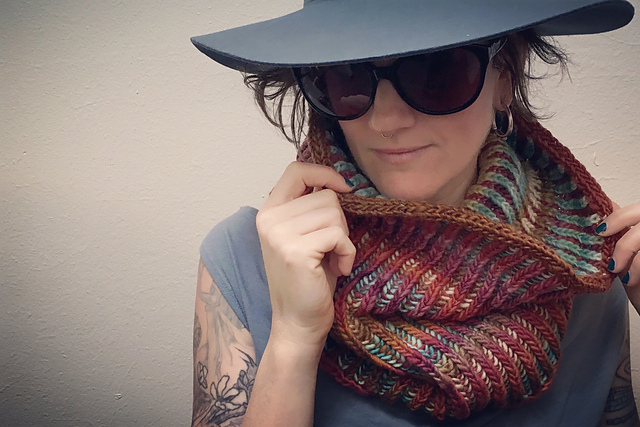 Hawkshaw Cowl