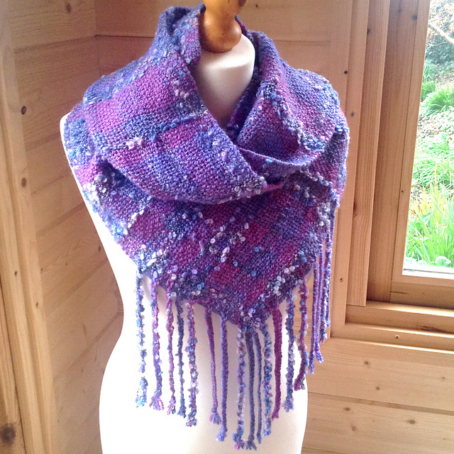 Ravelry: spindaloo's February cowl (1)