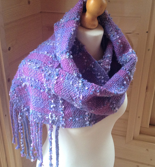 Ravelry: spindaloo's February cowl (1)