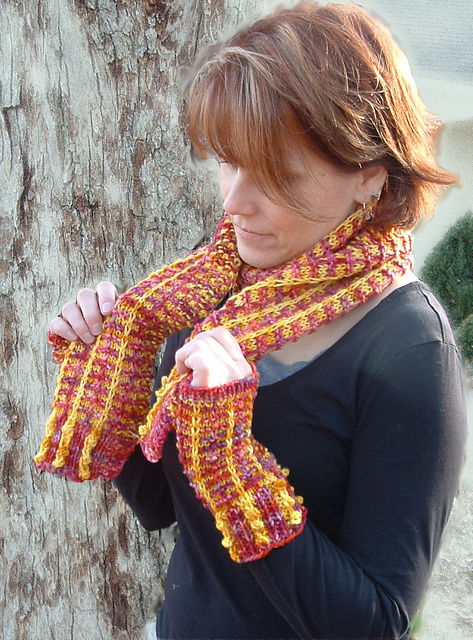 Painted Ladder Scarf & Gloves