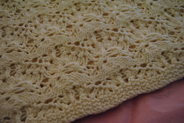 Lace Blanket in Merino Wool