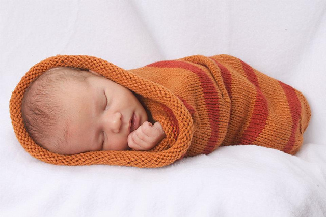 Baby Cocoon and Hat