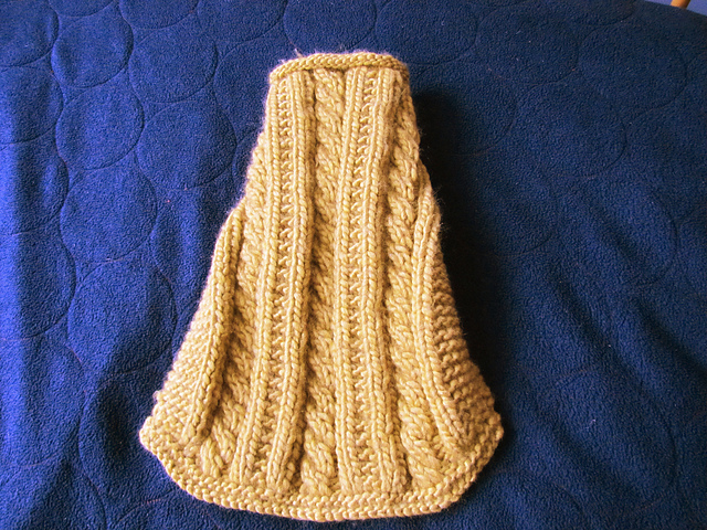 Cable Comfort Sweater (for a dog)