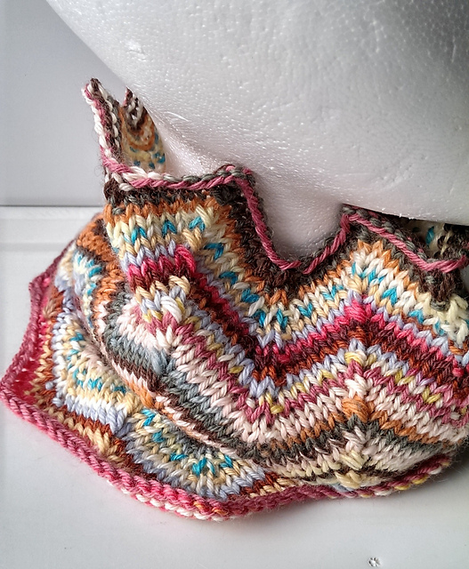 Stella Cowl