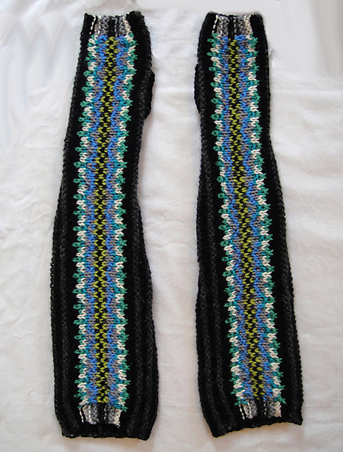 Belladonna Opera Length Fingerless Mitts