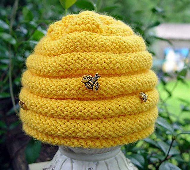 Bzzz Hat for Queen Bees
