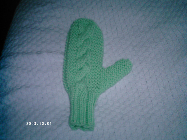Cable Mittens