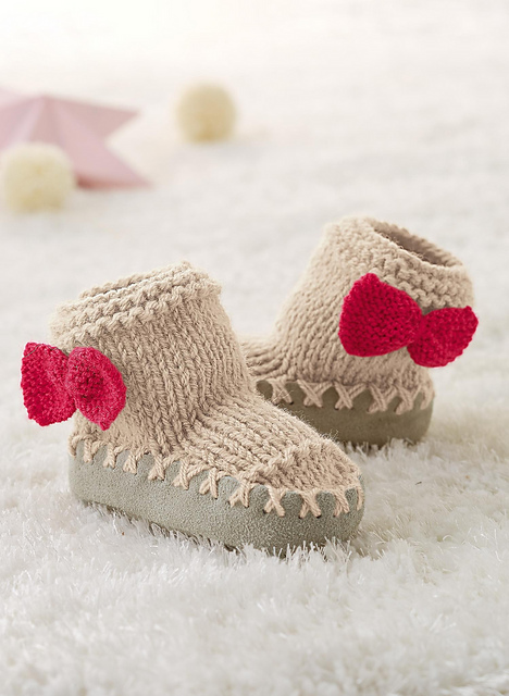358 Chaussons à noeuds