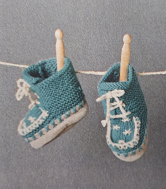 193 Chaussons à lacets