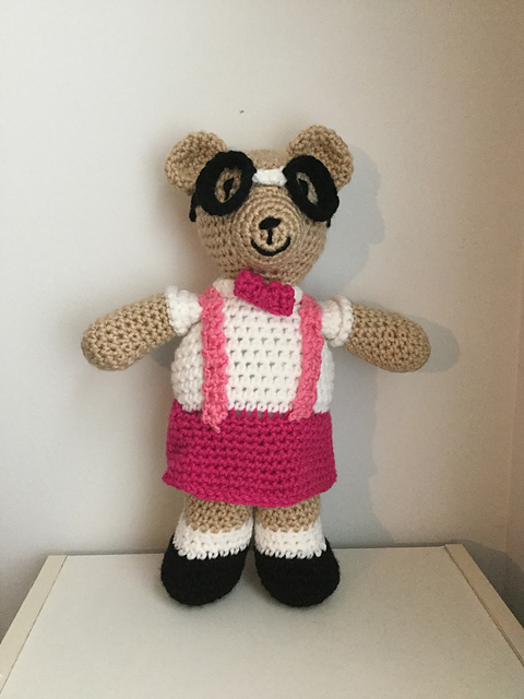 Amigurumi Nerdy Girl Bear