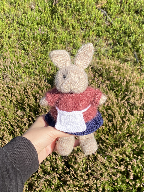 Ravelry: Bunny from the farm pattern by Alesia Krau