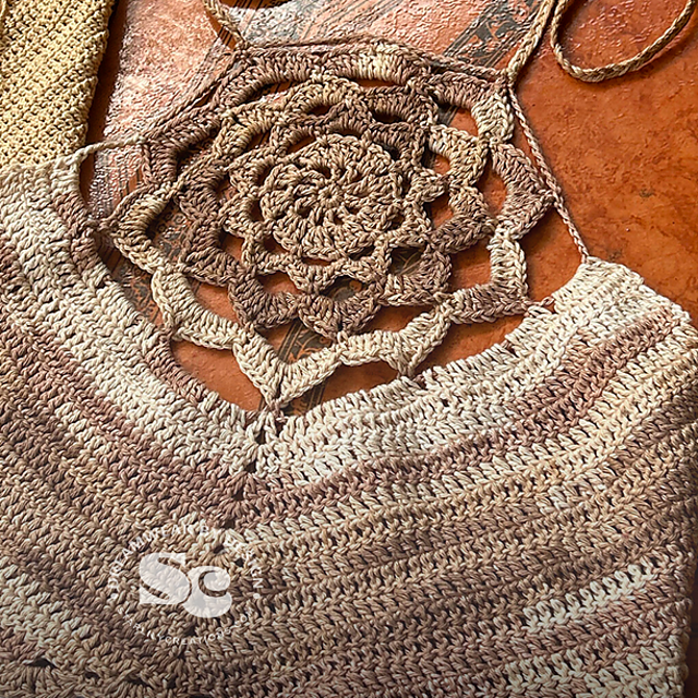 CERRIC(セリック) FLOWER TWISTED HALF TOP CERRIC 세릭 FLOWER TWISTED HALF TOP | 후루츠패밀리