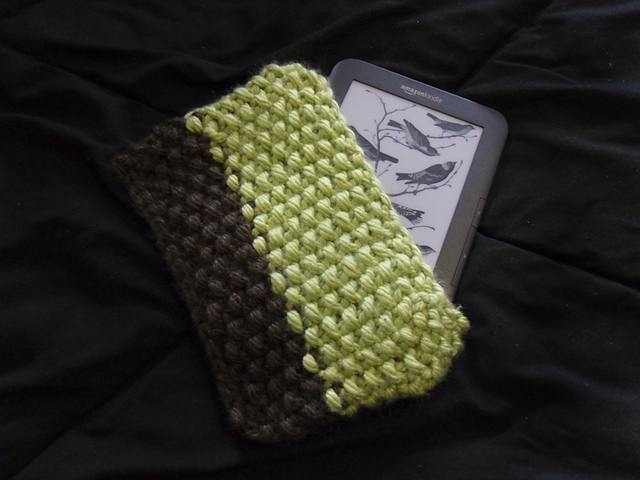 Quick Knit Kindle Cozy