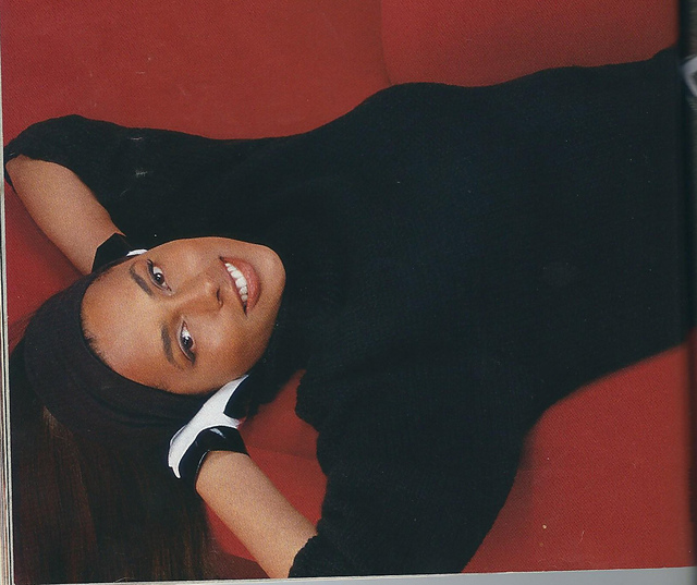 #23 Then & Now T-neck Pullover