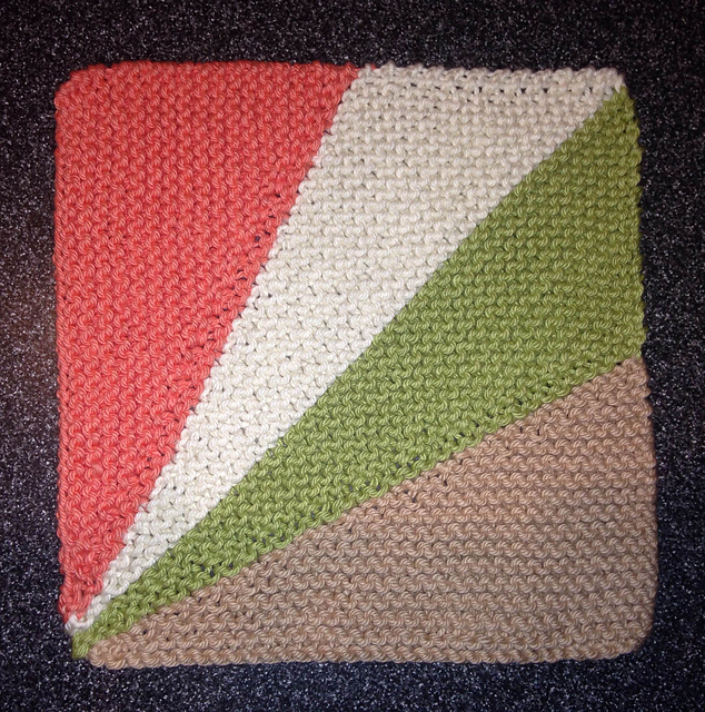 Triangular Array Dishcloth