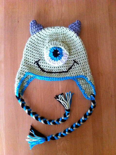 make a monster baby hat