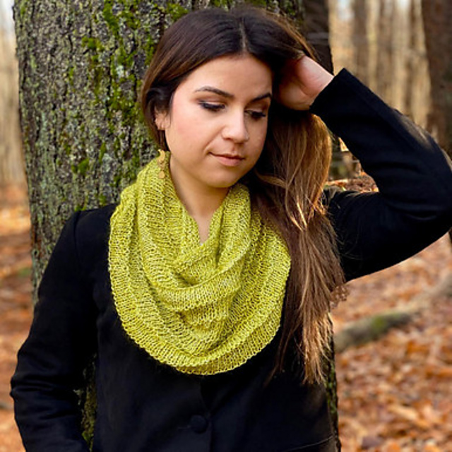 Curdova Cowl