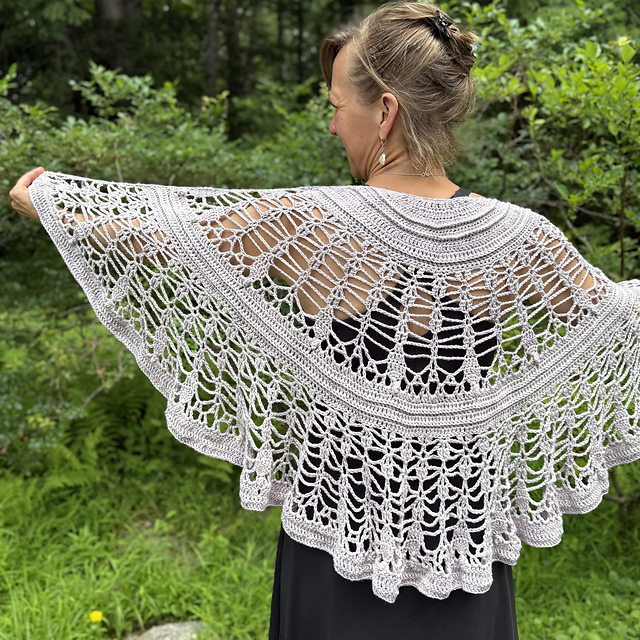 First Impressions Shawl