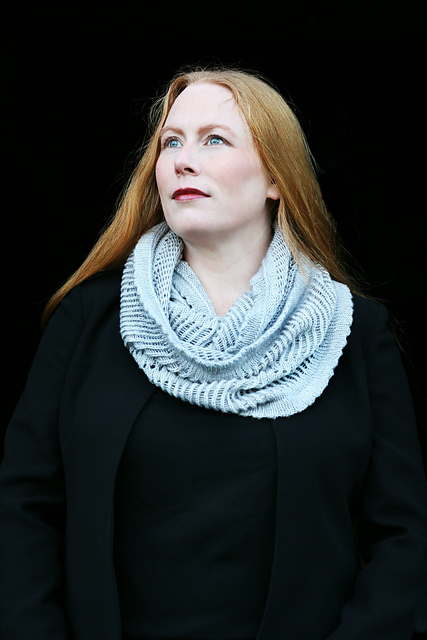 Dinah Lace Cowl