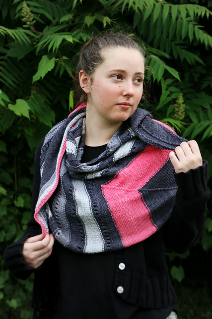 Compass Arrow Shawl