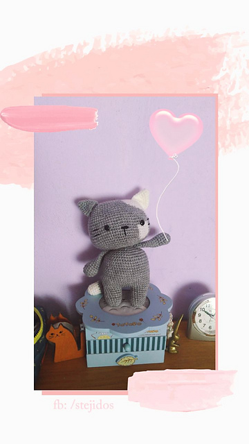 Gatito a dos colores