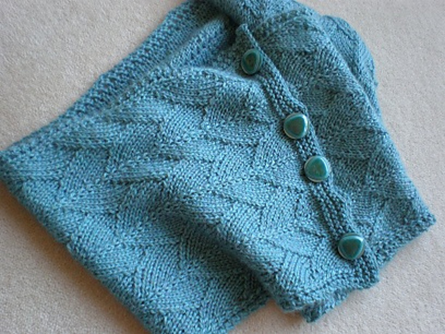 Overlapping Leaves Cowl