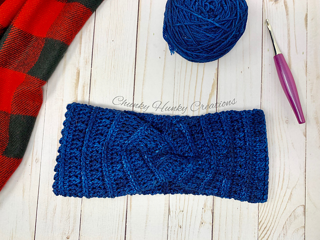 Lucky Aces Twisted Earwarmer