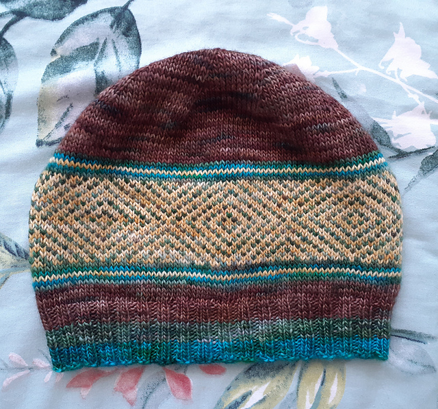 Diagonal Lines hat