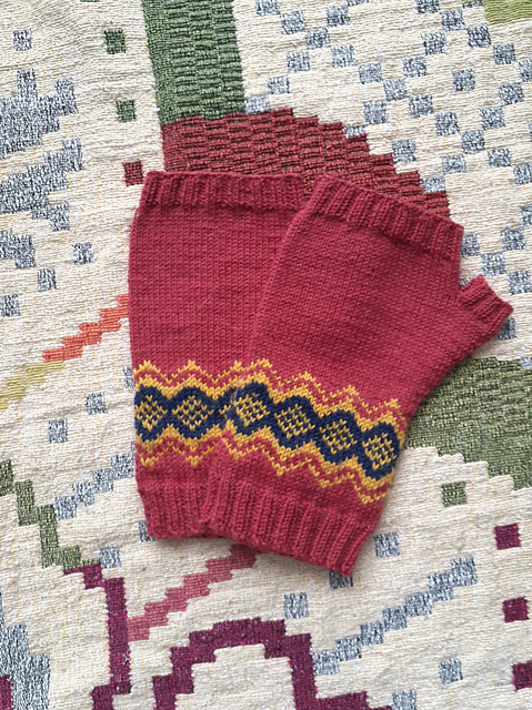 Fractal Lattice Mitts