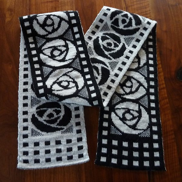 Art Nouveau Scarf