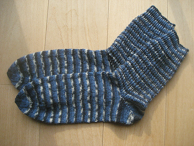 Modell 43 Herrensocken mit Streifen