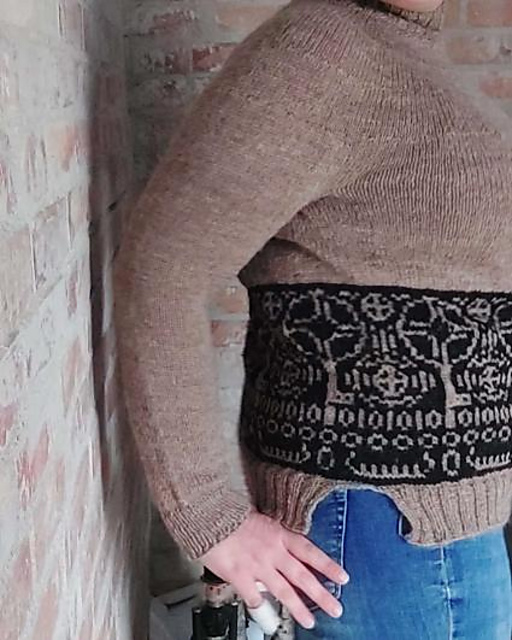Ladby Sweater