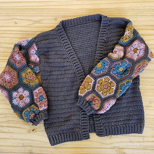 Chesty Flower Motif Cardigan ラベンダー Chesty Flower Motif Cardigan ラベンダー 【公式通販】