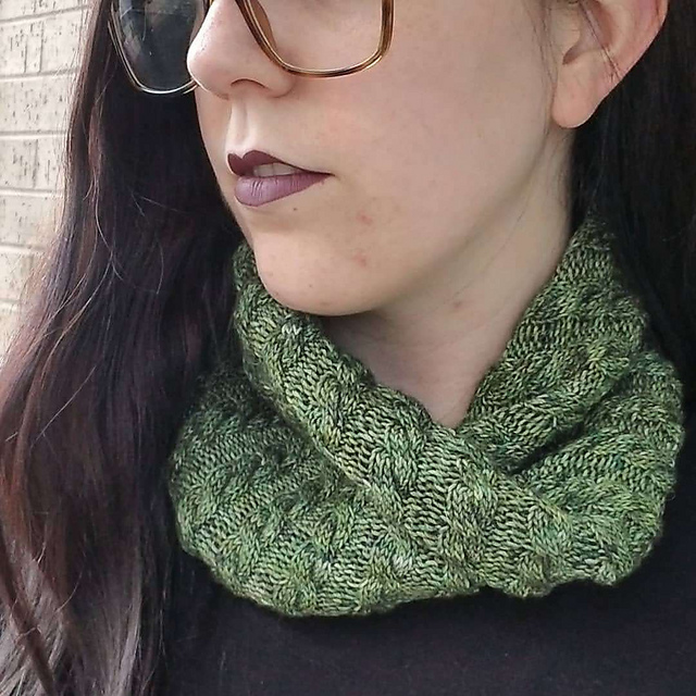 Endless Kelp Cowl