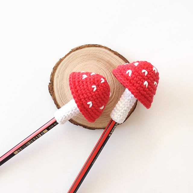 Toadstool Pencil Topper