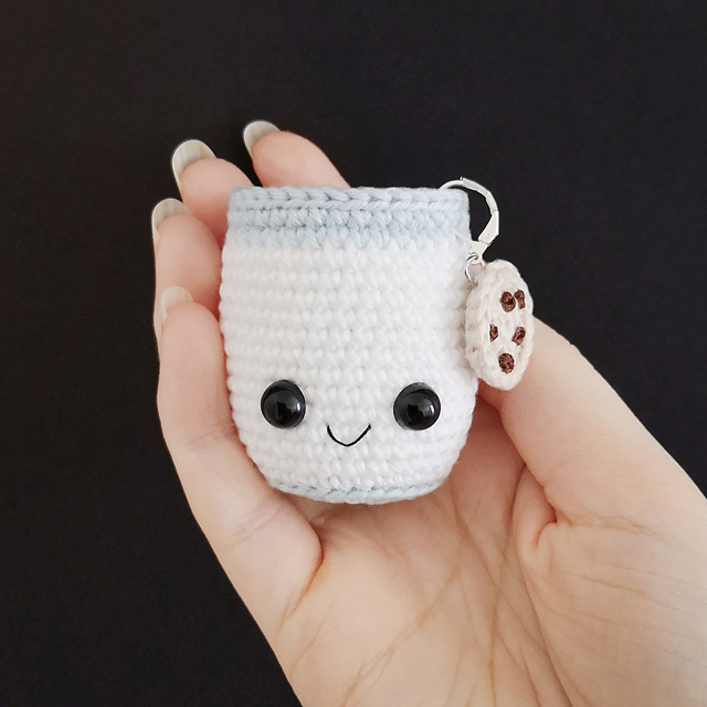 Milk & Cookies Ornament