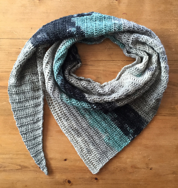 Bennett Shawl