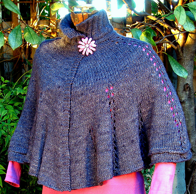 Casual Glamour Capelet