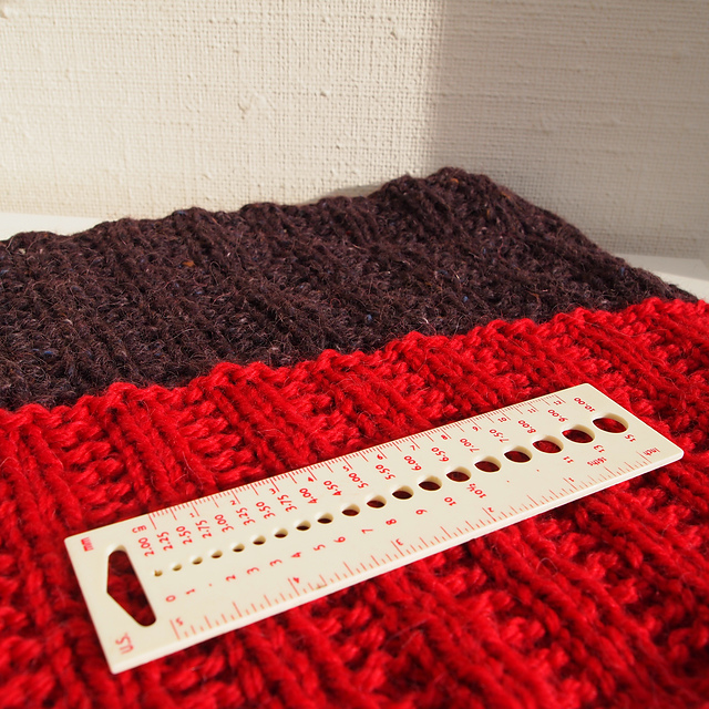Count on Me - Cowl (Giant swatch and yarn reserve) 