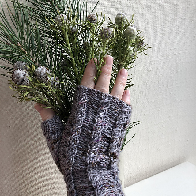 Swirl mitts