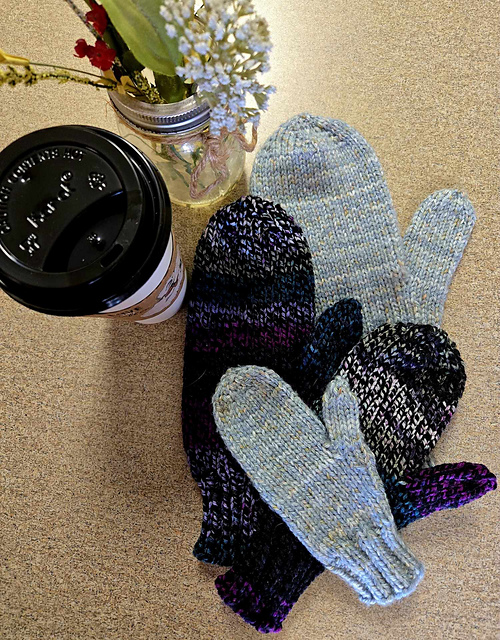 Topsy-Turvy Mittens
