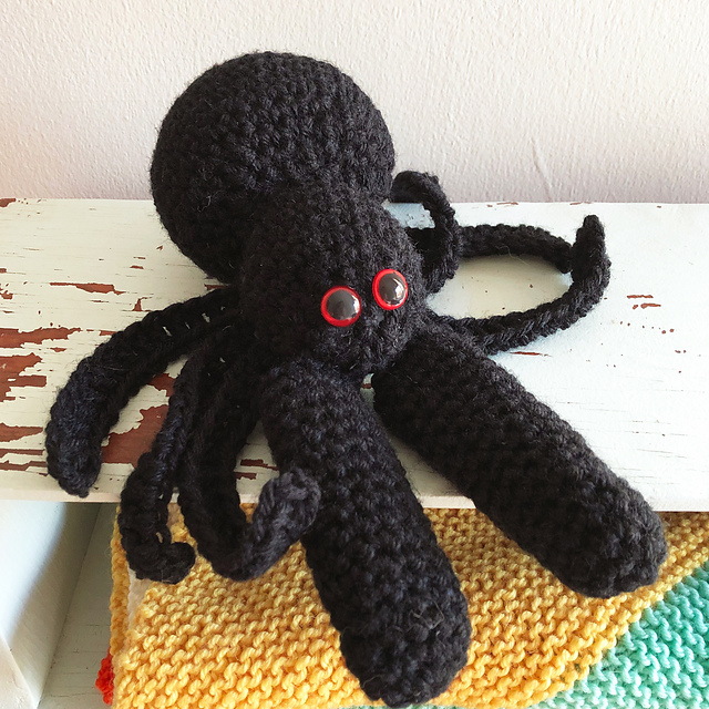 Spider Finger Puppet