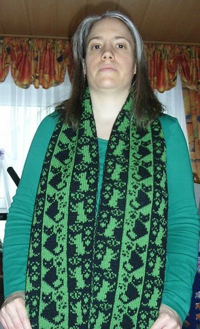 Ravelry: Double knitting Cats scarf pattern by Sandra Jäger