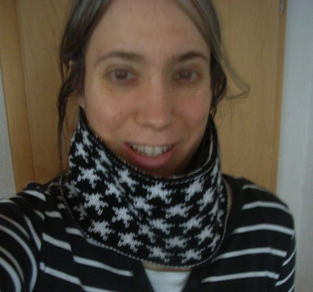 Reversible stardust headband or cowl